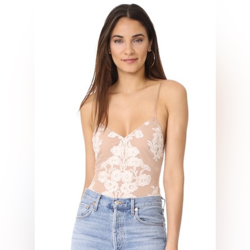 For love and Lemons bodysuit size small
